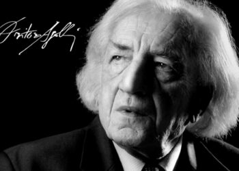 Më 13 tetor 1931 lindi Dritëro Agolli – poeti i tokës, i dashurisë dhe i shpirtit njerëzor