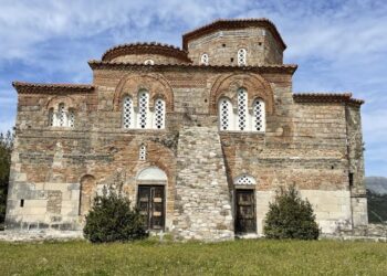 Manastiri i Shën Kollit do të restaurohet nga të huaj dhe shqiptarë!