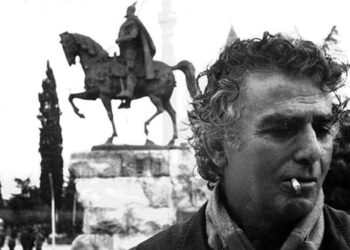 Shpluroset Petro Marko, 2 tituj të rinj, Petro: Autori i dashur nga çdo grupmoshë