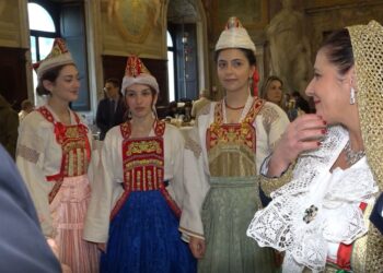 Kultura arbëreshe prezantohet në Vatikan