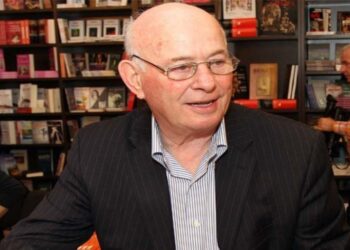 Shkrimtari i shquar Fatos Kongoli feston sot 82-vjetorin e lindjes