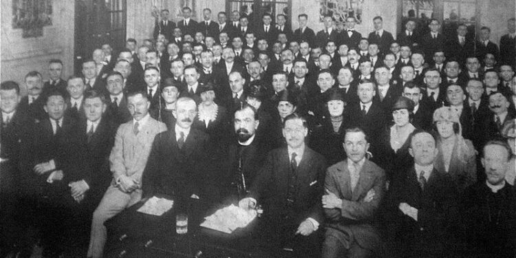 Vatra me Nolin në vitin 1920. Çfarë tha Konica pas Revolucionit të Qershorit?