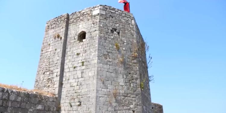 Rijetësimi i monumenteve të kulturës, në veri do të restaurohen kulla dhe shtëpi karakteristike