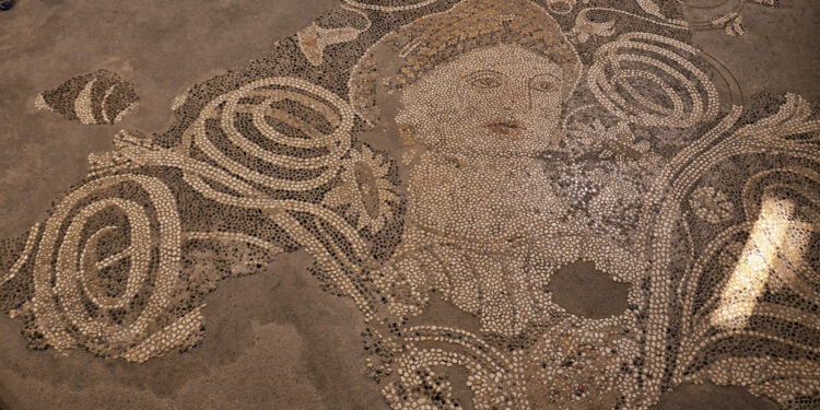 “Bukuroshja e Durrësit” rikthehet në qytetin bregdetar pas 45 vitesh