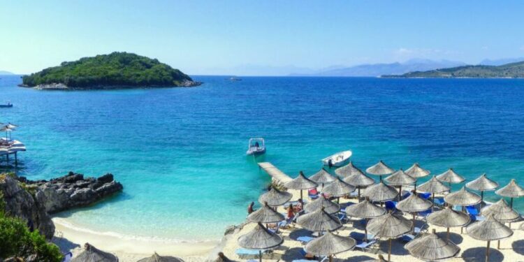 “Mirror” për Shqipërinë: Luksi natyror takohet me çmimet ekonomike