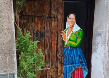 Portat e pikturuara rrëfejnë historinë e arbëreshëve