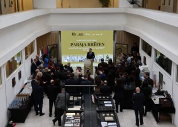 Hapet në Prishtinë ekspozita “Paraja rrëfen: 100 vjet jetë dhe ngjarje”