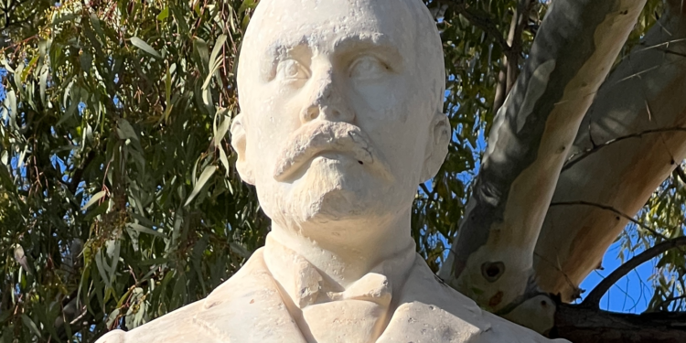 Sa të vjetër janë realisht arvanitët në Greqi? Konstantinos Sathas: Një “rishkrim” i historisë midis sllavëve dhe shqiptarëve