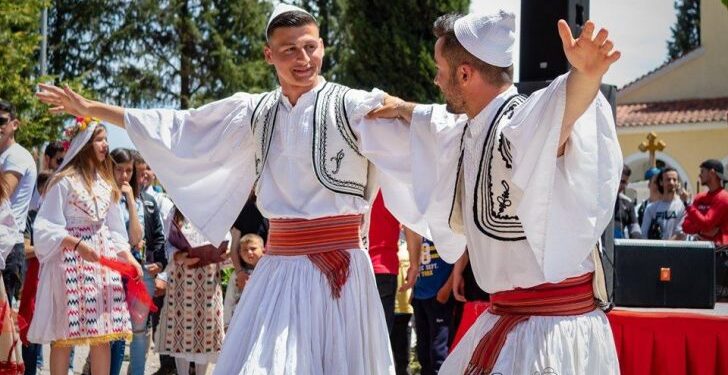 Datojnë që nga periudha ilire. Dy valle myzeqare shpallen pasuri kombëtare. “Vallja e ngjalës” dhe “Vallja dyshe Myzeqare”