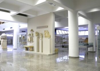 Hapet Muzeu Arkeologjik në Durrës, pjesëmarrës Rama dhe Gonzato