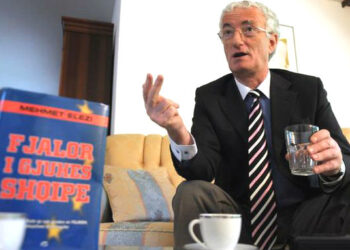 Mbrojtja e shqipes në kushtet e ndikimeve të forta të jashtme