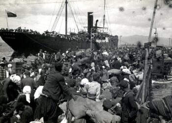 Arbitrariteti i Lozanës 1923, paradoksi identitar i refugjatëve sipas Renée Hirschon; &nbsp;Kolonizimi i Maqedonisë me “turko-grek” dhe spastrimi etnik i Çamërisë
