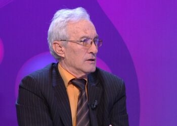 Sot në përvjetorin e ikjes së Agim Doçit, poetit dhe polemistit, artistit të fjalës së lirë dhe antikonformistit