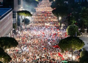 “Asnjë qeveri nuk është mbi popullin e saj”, “ Rama u tha ‘f*ck you’ shqiptarëve”- Diaspora i drejtohet liderëve të Evropës: Shqipëria nuk është në shitje