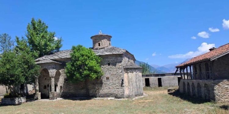 Manastiri i Cepos, kujtesa historike e Labërisë, në cep të Malit të Gjerë