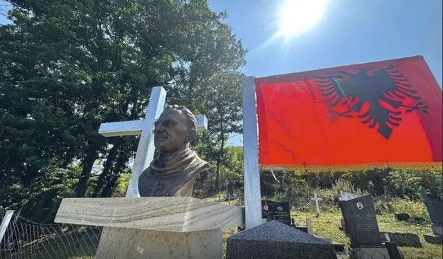 Bust përkujtimor për Dom Mikel Tarabulluzin, mësuesi i parë shqiptar i dokumentuar në Kosovë