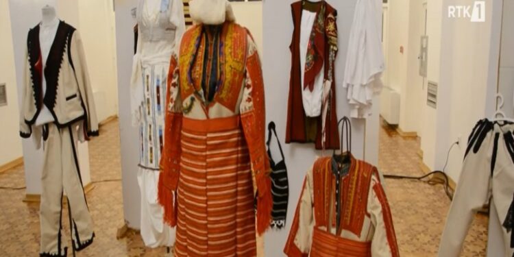 Kostumet shqiptare në Manastir, tradita që ruan kujtesën ndër breza