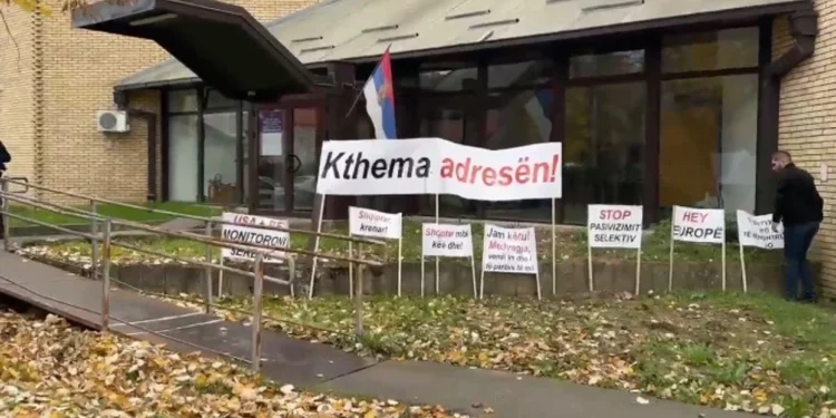 Shqiptarët e Luginës së Preshevës: Përjashtim institucional dhe nga e drejta e të qenit në shtëpi