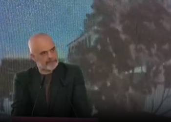 “Shqipëria toka rezervë e hebrenjve”/ Deklarata e Ramës për Orikumin bën xhiron e rrjetit, Tare e kundërshton